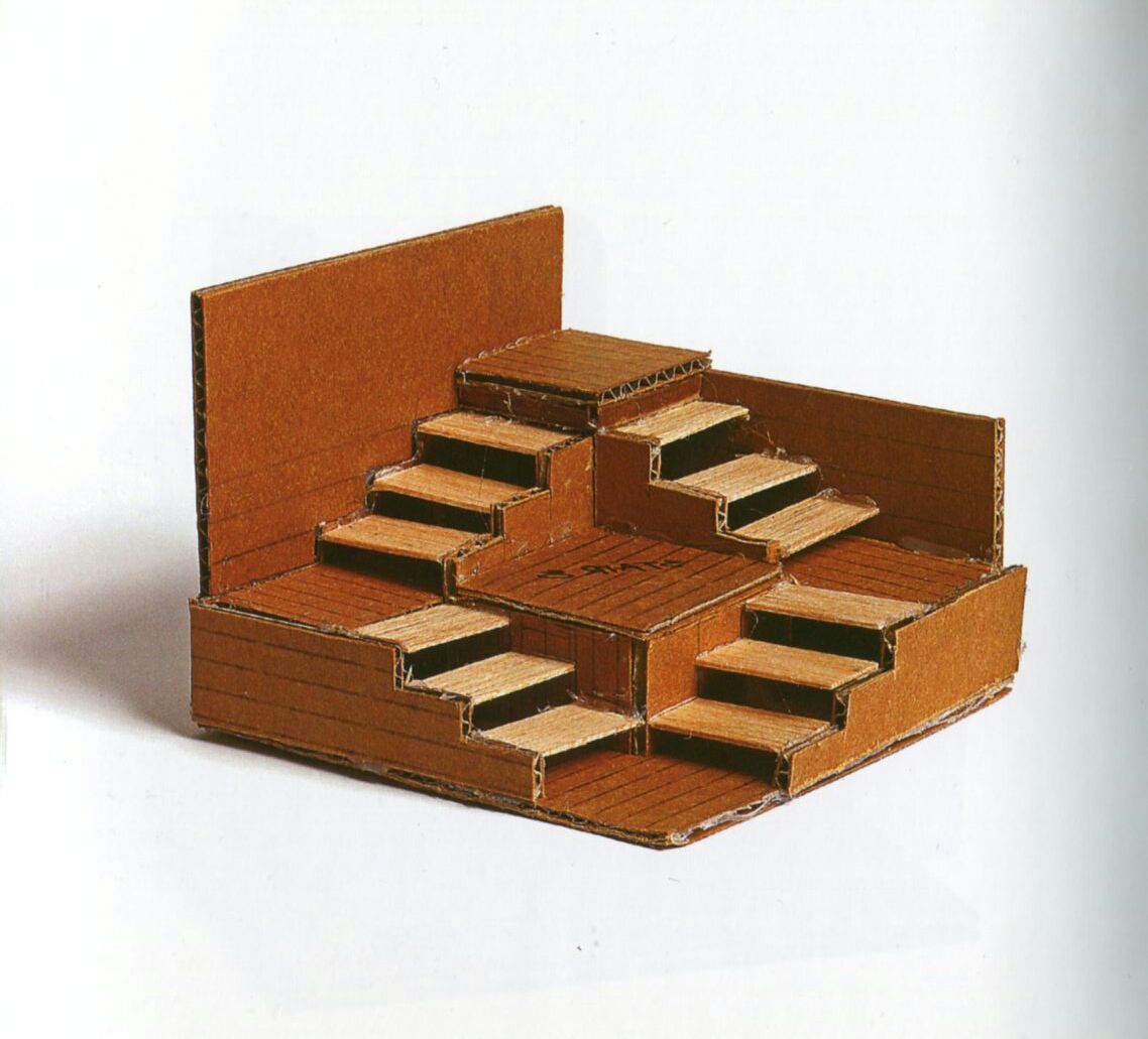 پلکان - مقوا و چوب بالسا، ۱۹۷۶
